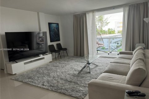 Copropriété à vendre à Bay Harbor Islands, Floride: 1 chambre, 104.52 m2 № 2186190 - photo 6