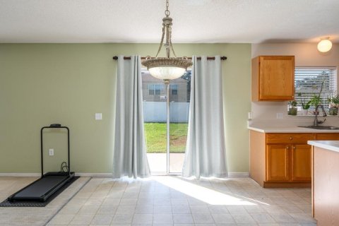 Villa ou maison à vendre à Bartow, Floride: 4 chambres, 261.8 m2 № 2431133 - photo 12