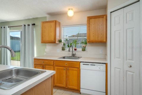 Villa ou maison à vendre à Bartow, Floride: 4 chambres, 261.8 m2 № 2431133 - photo 15
