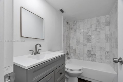 Copropriété à vendre à Miami, Floride: 4 chambres, 161.09 m2 № 2016630 - photo 20