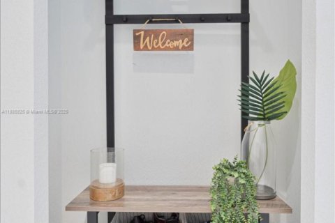 Touwnhouse à vendre à Pembroke Pines, Floride: 3 chambres, 208.66 m2 № 1983425 - photo 6