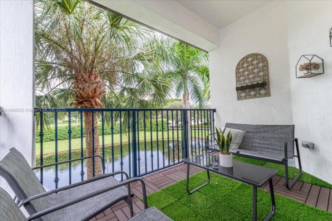Touwnhouse à vendre à Pembroke Pines, Floride: 3 chambres, 208.66 m2 № 1983425 - photo 20