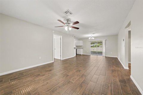 Casa en venta en Tavares, Florida, 3 dormitorios, 102.66 m2 № 2203996 - foto 3