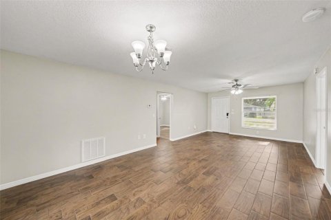 Casa en venta en Tavares, Florida, 3 dormitorios, 102.66 m2 № 2203996 - foto 6