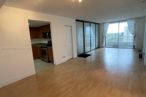 Купить кондоминиум в Авентура, Флорида 2 спальни, 91.97м2, № 1978772 - фото 6