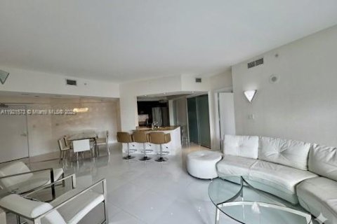 Copropriété à louer à Aventura, Floride: 2 chambres, 124.02 m2 № 1975308 - photo 4