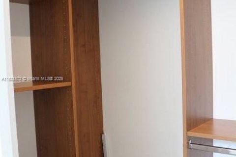 Copropriété à louer à Aventura, Floride: 2 chambres, 124.02 m2 № 1975308 - photo 11