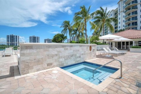 Copropriété à louer à Aventura, Floride: 2 chambres, 124.02 m2 № 1975308 - photo 23