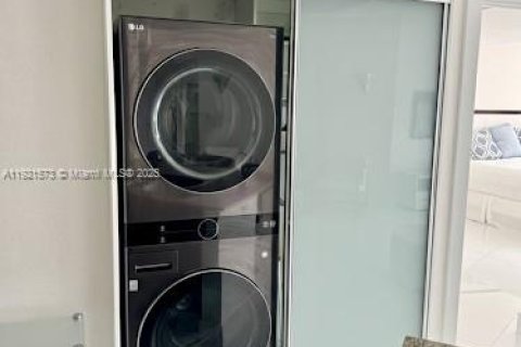 Copropriété à louer à Aventura, Floride: 2 chambres, 124.02 m2 № 1975308 - photo 18