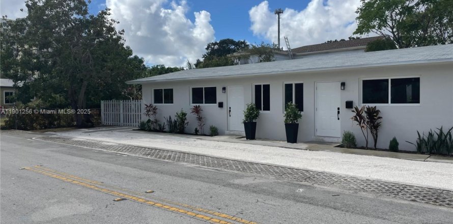 Villa ou maison à Miami, Floride 3 chambres, 74.32 m2 № 1957317