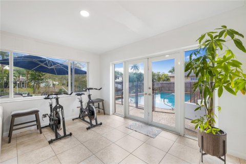 House in Coconut Creek, Florida 3 bedrooms, 170.66 sq.m. № 1463317 - photo 21