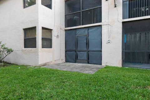 Condominio en venta en Homestead, Florida, 2 dormitorios, 90.12 m2 № 1887359 - foto 10