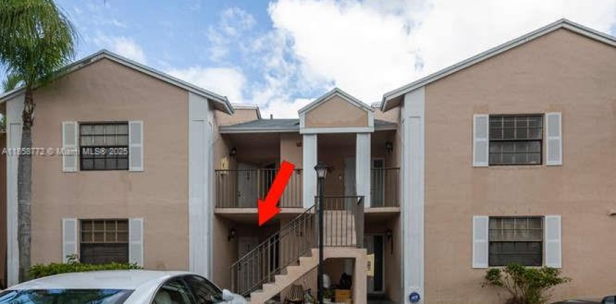 Condominio en Homestead, Florida, 2 dormitorios № 1887359