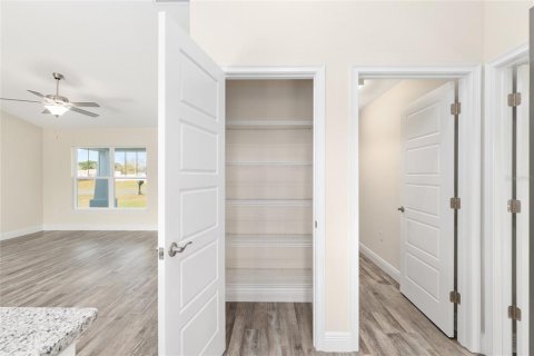 Villa ou maison à vendre à Ocala, Floride: 3 chambres, 134.99 m2 № 2220285 - photo 15