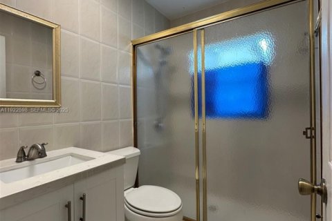 Villa ou maison à louer à Miami Gardens, Floride: 3 chambres, 98.29 m2 № 1976877 - photo 8