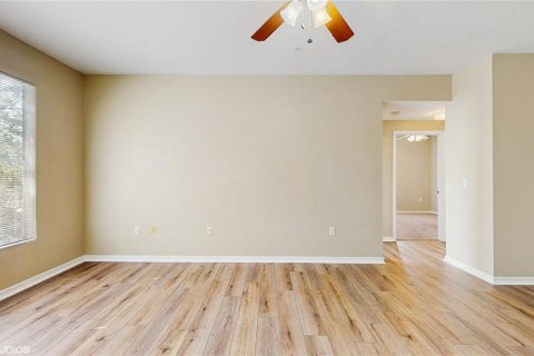 Condo in Orlando, Florida, 3 bedrooms  № 1669807 - photo 6