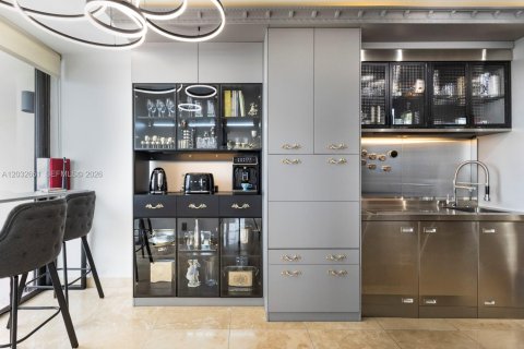 Купить кондоминиум в Авентура, Флорида 2 спальни, 105.91м2, № 2085446 - фото 15