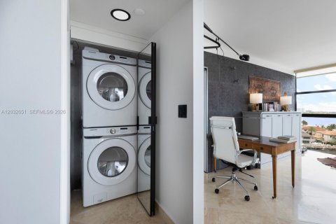 Купить кондоминиум в Авентура, Флорида 2 спальни, 105.91м2, № 2085446 - фото 21