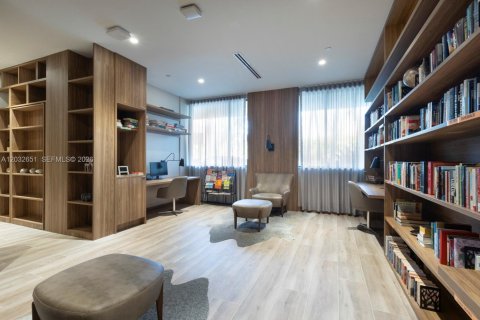 Купить кондоминиум в Авентура, Флорида 2 спальни, 105.91м2, № 2085446 - фото 30