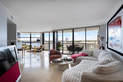 Купить кондоминиум в Авентура, Флорида 2 спальни, 105.91м2, № 2085446 - фото 5