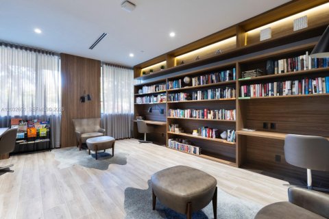 Купить кондоминиум в Авентура, Флорида 2 спальни, 105.91м2, № 2085446 - фото 29