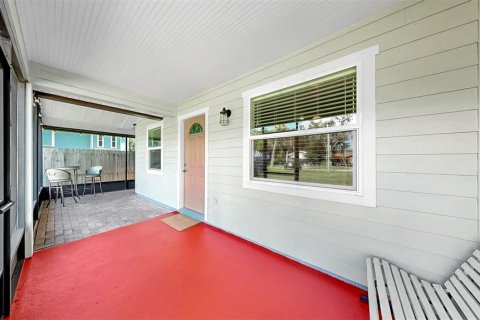 Casa en venta en Oldsmar, Florida, 3 dormitorios, 105.26 m2 № 1875969 - foto 2