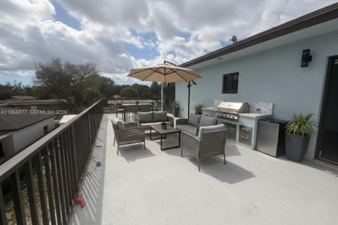 Appartement à louer à Miami, Floride: 3 chambres № 2031607 - photo 9