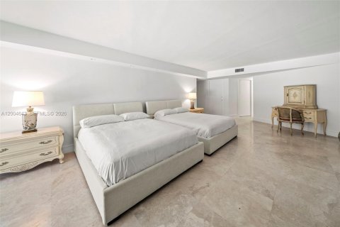 Condo in Key Biscayne, Florida, 3 bedrooms № 2069830 - photo 27
