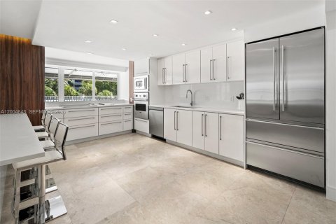 Condo in Key Biscayne, Florida, 3 bedrooms № 2069830 - photo 21