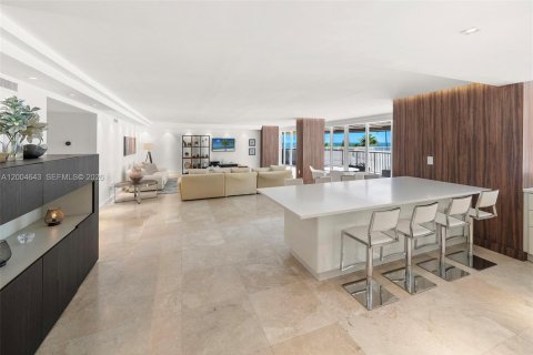 Condo in Key Biscayne, Florida, 3 bedrooms № 2069830 - photo 18