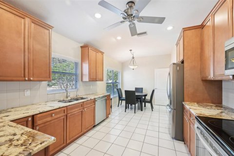 Casa en venta en Sarasota, Florida, 2 dormitorios, 156.63 m2 № 1914168 - foto 8