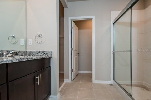 Villa ou maison à louer à Plant City, Floride: 4 chambres, 181.81 m2 № 1905148 - photo 9