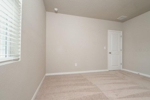 Villa ou maison à louer à Plant City, Floride: 4 chambres, 181.81 m2 № 1905148 - photo 11