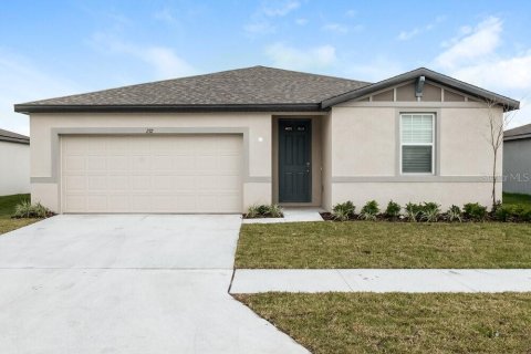 Villa ou maison à louer à Plant City, Floride: 4 chambres, 181.81 m2 № 1905148 - photo 1