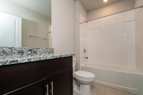 Villa ou maison à louer à Plant City, Floride: 4 chambres, 181.81 m2 № 1905148 - photo 15