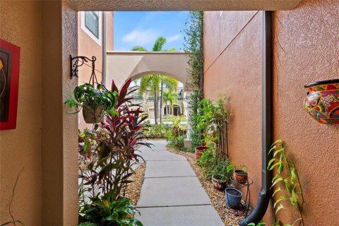 Touwnhouse à vendre à Bradenton, Floride: 3 chambres, 177.26 m2 № 2400047 - photo 4