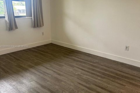 Copropriété à vendre à Sunrise, Floride: 1 chambre, 69.12 m2 № 1946390 - photo 5