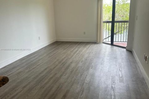 Copropriété à vendre à Sunrise, Floride: 1 chambre, 69.12 m2 № 1946390 - photo 4