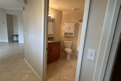 Copropriété à louer à Sarasota, Floride: 1 chambre, 87.33 m2 № 2413759 - photo 18