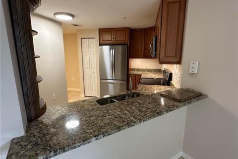 Copropriété à louer à Sarasota, Floride: 1 chambre, 87.33 m2 № 2413759 - photo 6