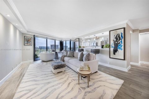Copropriété à vendre à Miami, Floride: 2 chambres, 126.63 m2 № 1821788 - photo 2