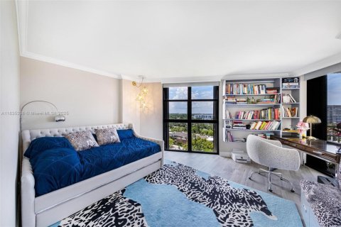 Copropriété à vendre à Miami, Floride: 2 chambres, 126.63 m2 № 1821788 - photo 28