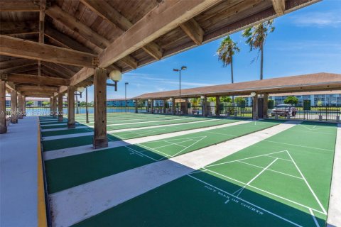 Condo in Pembroke Pines, Florida, 1 bedroom  № 2004505 - photo 27