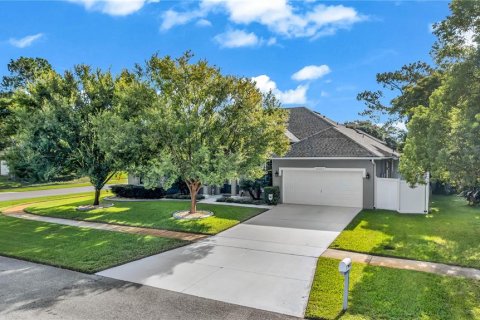 Casa en venta en Orlando, Florida, 4 dormitorios, 222.22 m2 № 1909912 - foto 2