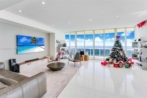 Купить кондоминиум в Санни-Айлс-Бич, Флорида 3 спальни, 257.15м2, № 1995580 - фото 12