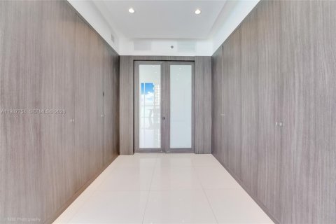 Купить кондоминиум в Санни-Айлс-Бич, Флорида 3 спальни, 257.15м2, № 1995580 - фото 7