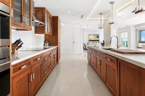 Купить кондоминиум в Майами-Бич, Флорида 2 спальни, 235.04м2, № 1980884 - фото 11