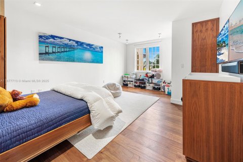 Купить кондоминиум в Майами-Бич, Флорида 2 спальни, 235.04м2, № 1980884 - фото 21