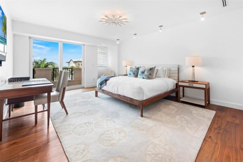 Купить кондоминиум в Майами-Бич, Флорида 2 спальни, 235.04м2, № 1980884 - фото 24