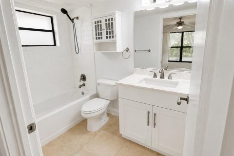 Copropriété à louer à West Palm Beach, Floride: 2 chambres, 83.98 m2 № 2077790 - photo 11